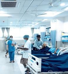 advanced hospital monitoring station